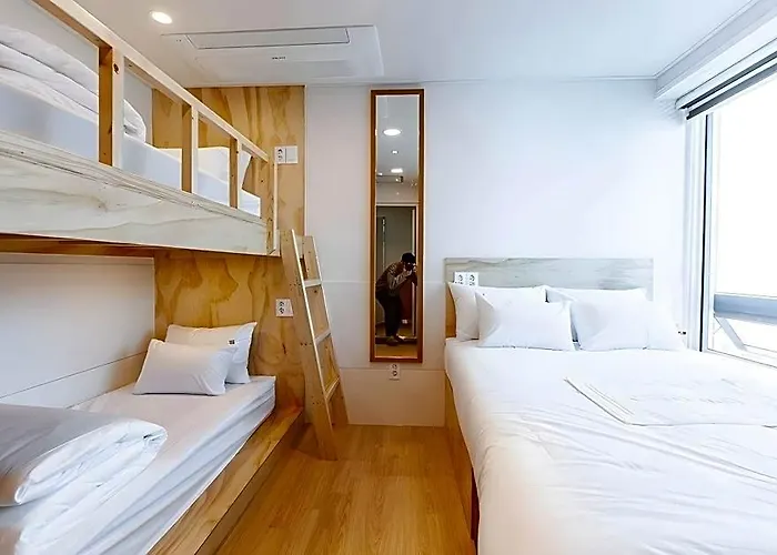 Seoulite Myeongdong Hotel 2*